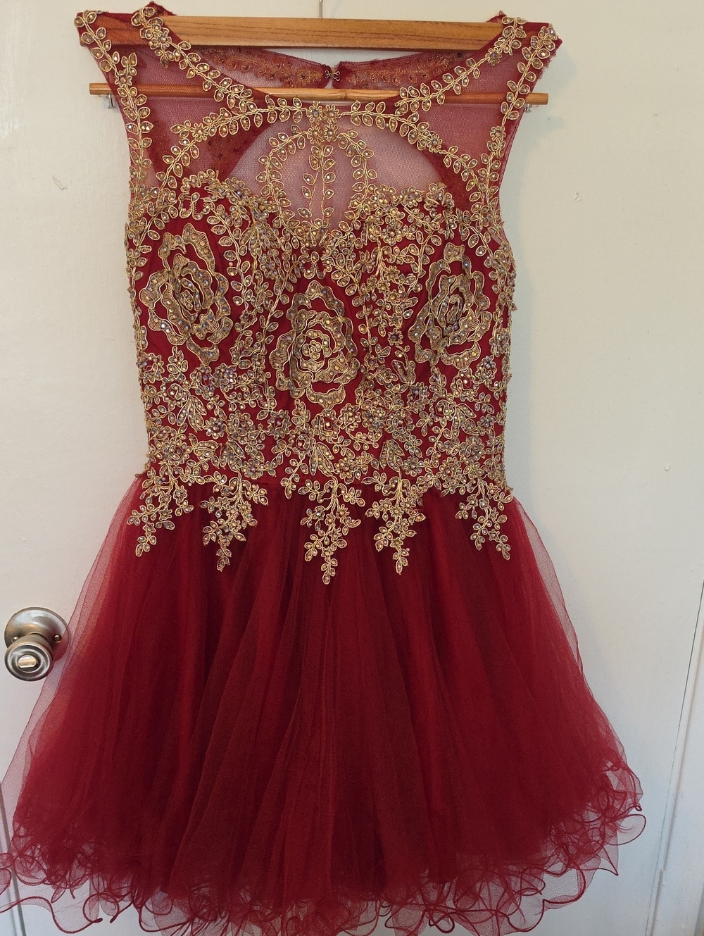 Fiesta Fashion Burgundy Gold Short Homecoming Prom Dress M + FREE Tiara